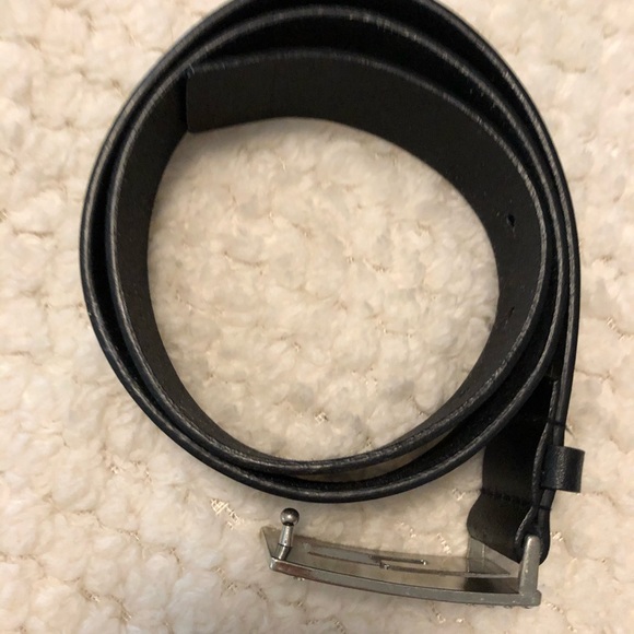 Guess belt - Picture 3 of 3